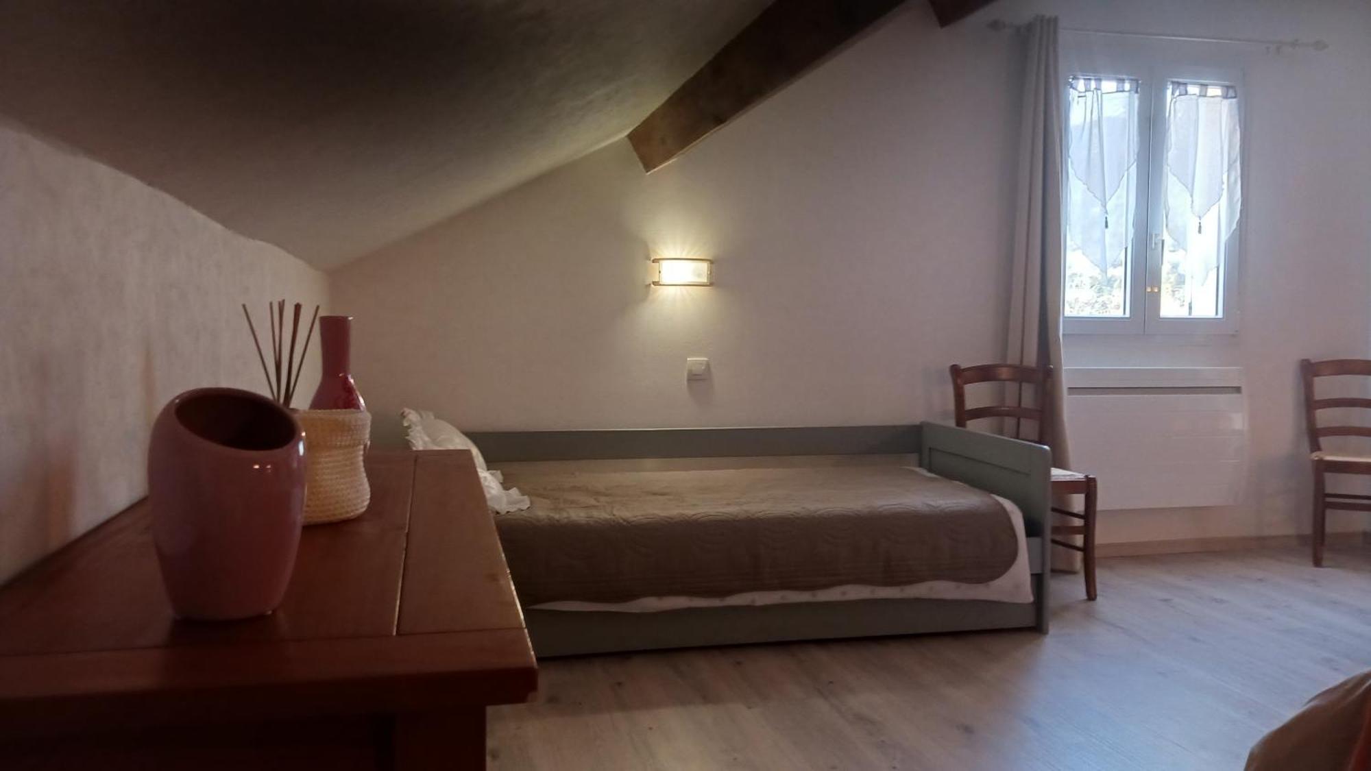 A La Joie De Vivre Chez L'Habitant Banat Exterior foto